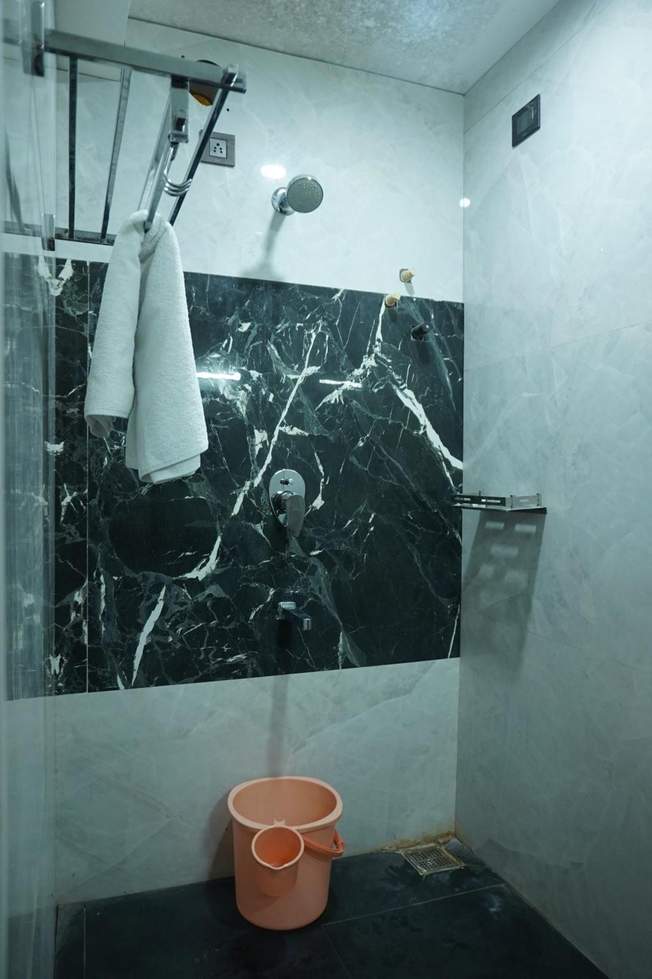Shree Mantra Homestay Йеркод Экстерьер фото