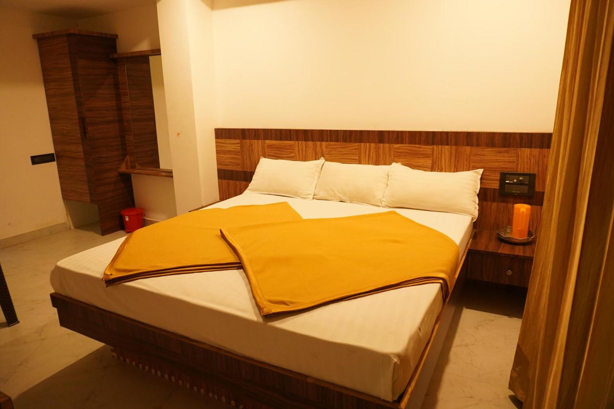 Shree Mantra Homestay Йеркод Экстерьер фото